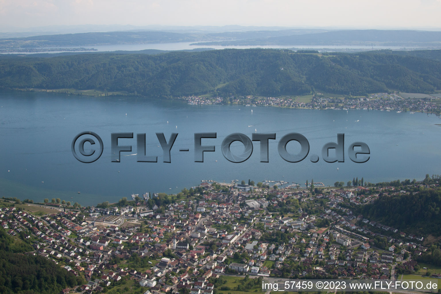 Vue aérienne de Zone riveraine du lac de Constance dans le quartier de Bodman à le quartier Ludwigshafen in Bodman-Ludwigshafen dans le département Bade-Wurtemberg, Allemagne