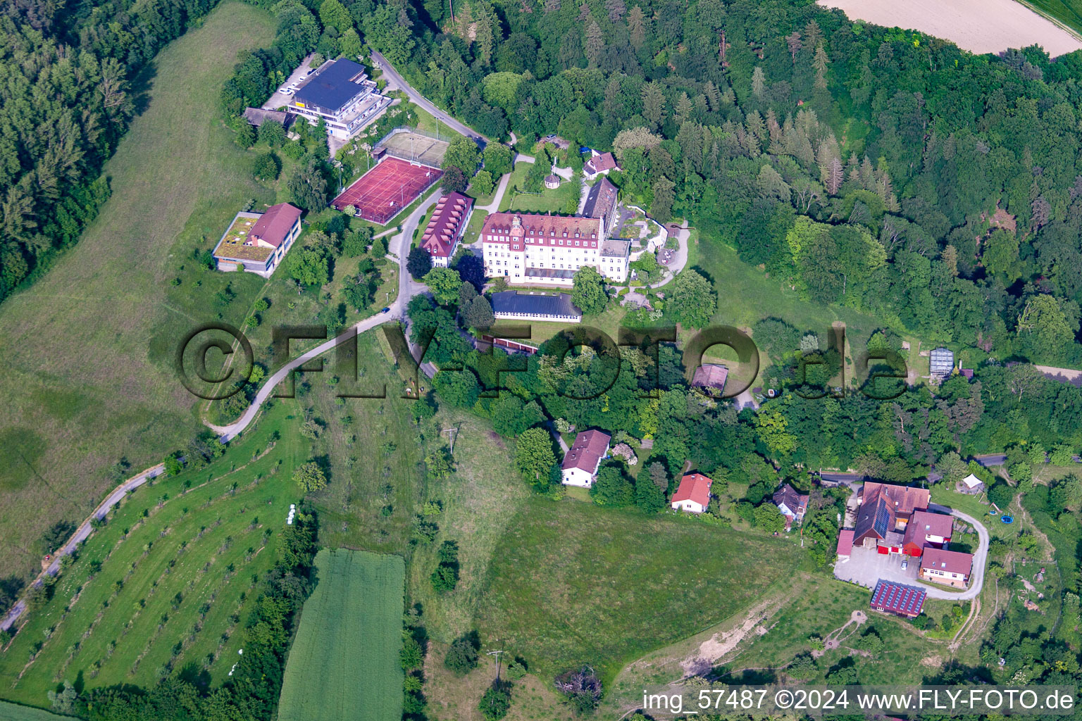 Vue oblique de Collège international de Salem Schloss Salem à Überlingen dans le département Bade-Wurtemberg, Allemagne