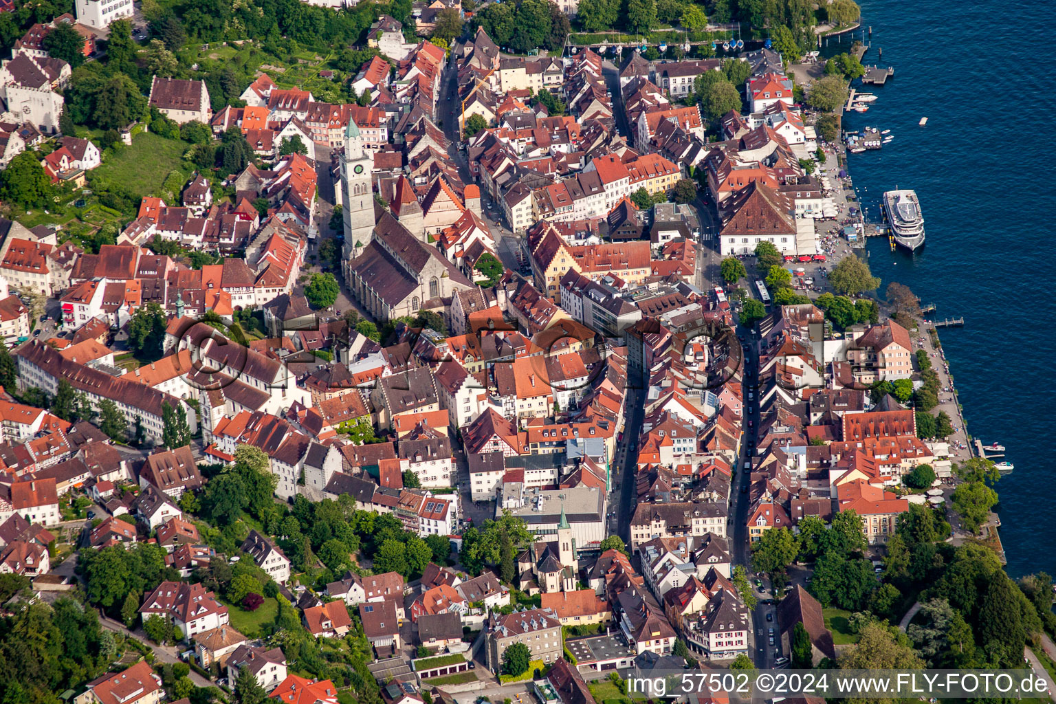 Vue oblique de Überlingen dans le département Bade-Wurtemberg, Allemagne