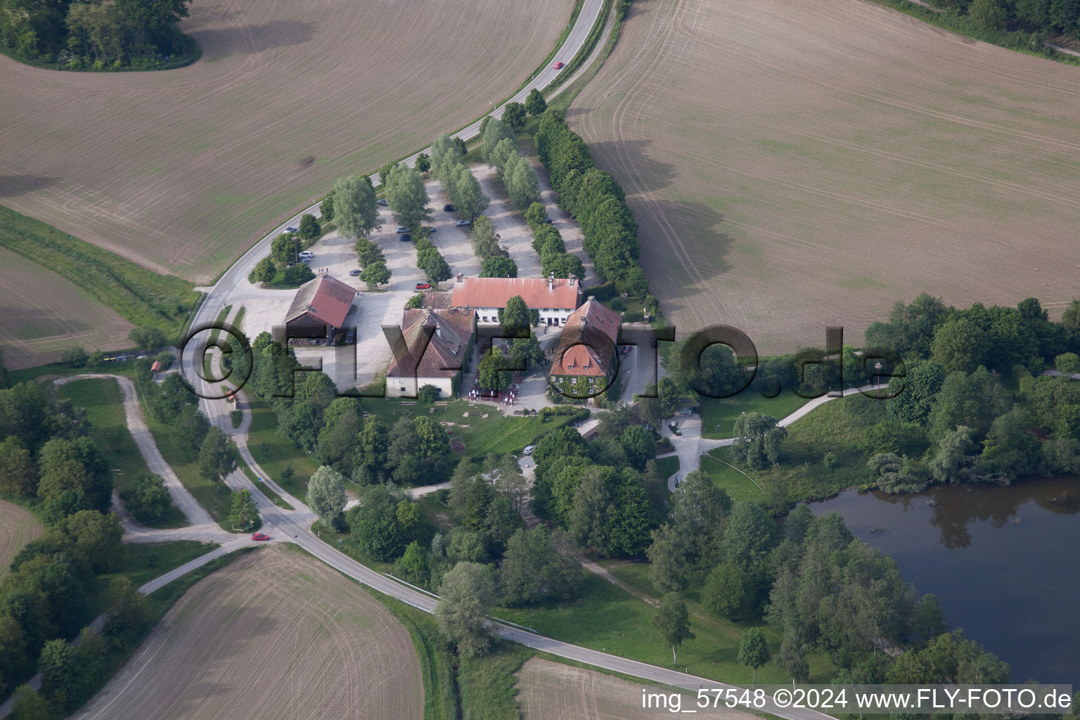 Vue aérienne de Étang de Mendlishauser à Obermaurach dans le département Bade-Wurtemberg, Allemagne