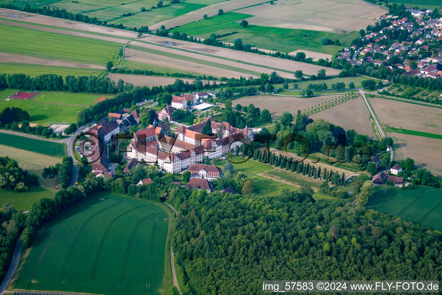 Vue aérienne de Salem dans le département Bade-Wurtemberg, Allemagne