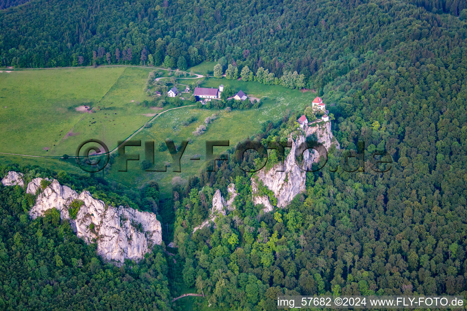 Photographie aérienne de Fridingen an der Donau dans le département Bade-Wurtemberg, Allemagne