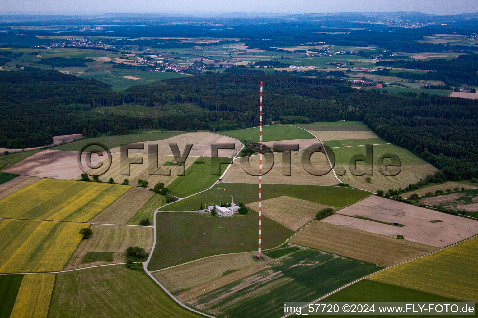 Vue aérienne de Station Südwestrundfunk Rohrdorf, BODENSEESENDER à le quartier Rohrdorf in Meßkirch dans le département Bade-Wurtemberg, Allemagne