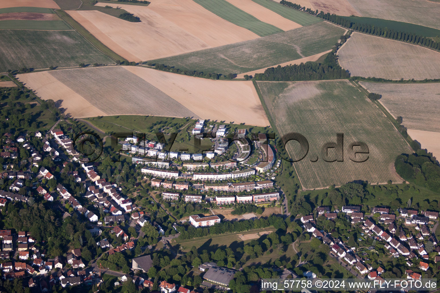 Quartier Hohenwettersbach in Karlsruhe dans le département Bade-Wurtemberg, Allemagne d'en haut