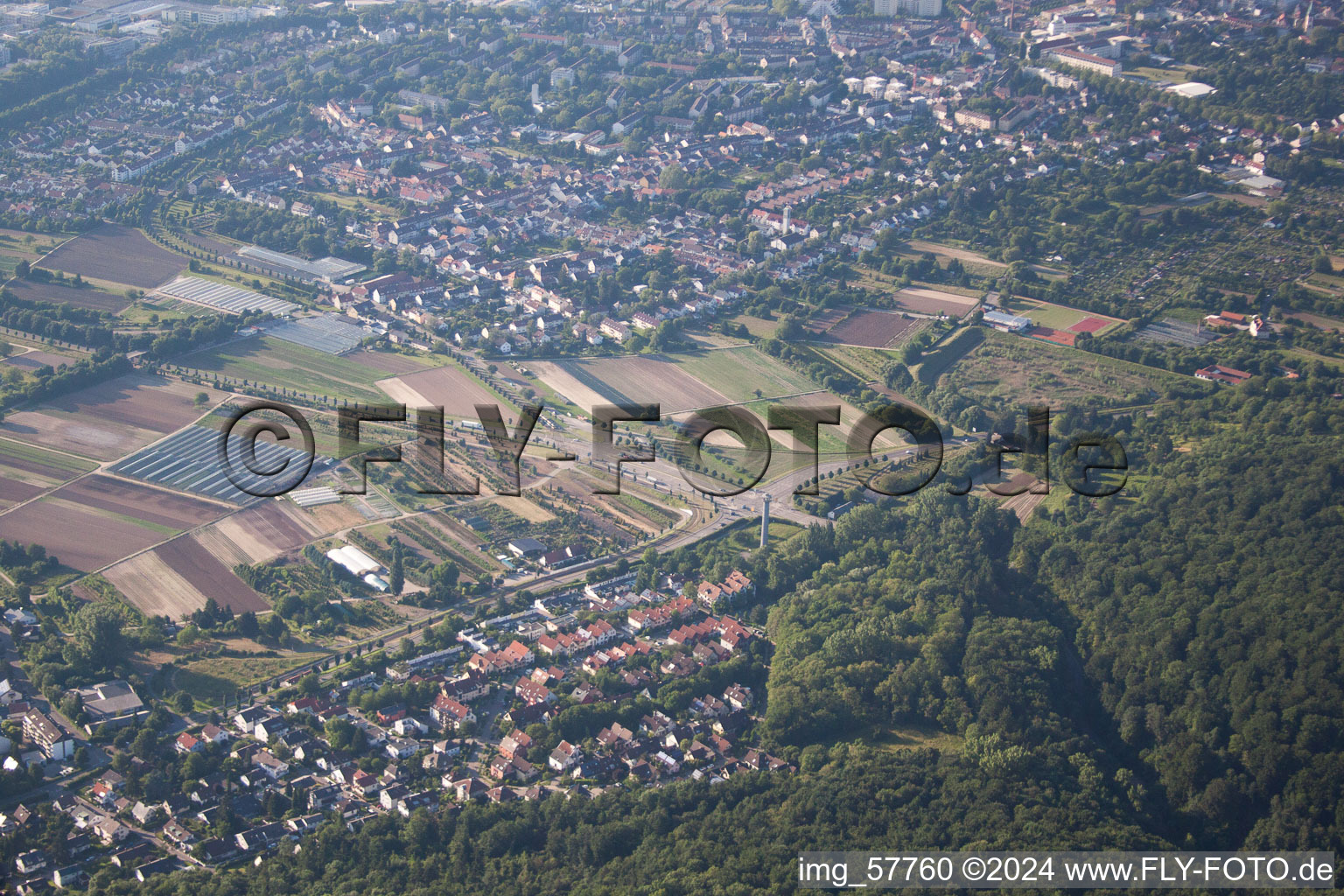 Quartier Wolfartsweier in Karlsruhe dans le département Bade-Wurtemberg, Allemagne vue du ciel