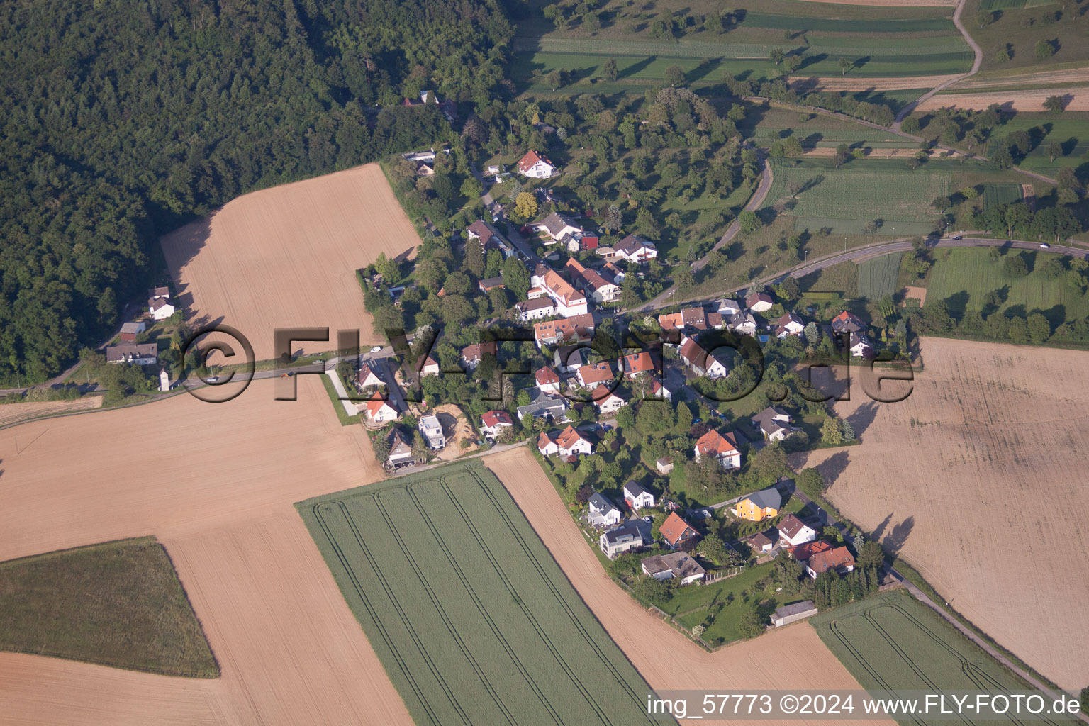 Photographie aérienne de Thomashof à le quartier Hohenwettersbach in Karlsruhe dans le département Bade-Wurtemberg, Allemagne