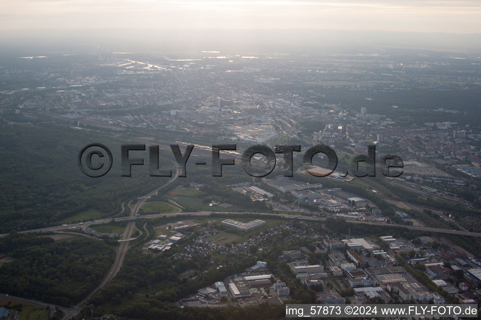 Image drone de Quartier Oststadt in Karlsruhe dans le département Bade-Wurtemberg, Allemagne