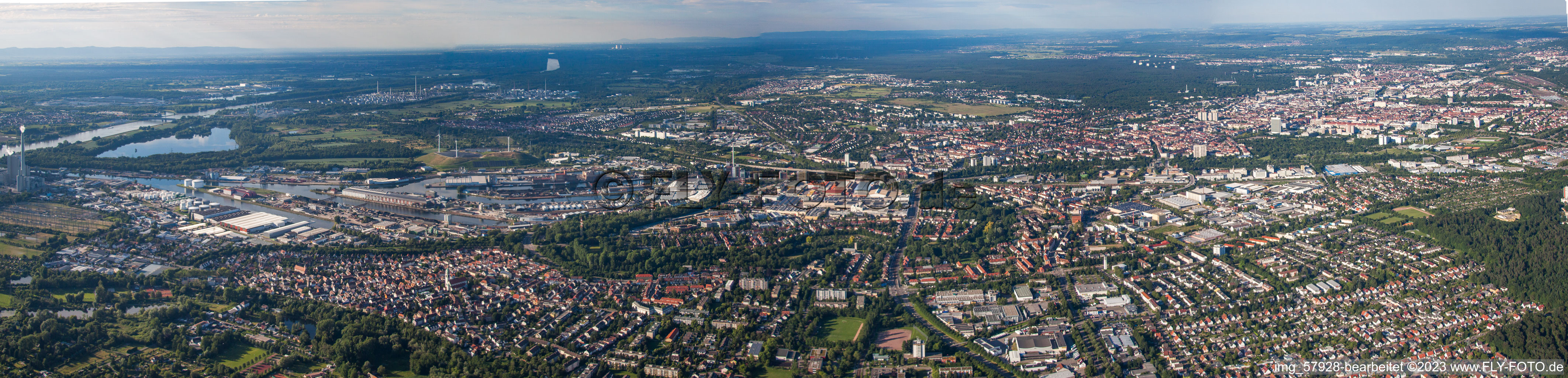 Photographie aérienne de Du sud-ouest à le quartier Mühlburg in Karlsruhe dans le département Bade-Wurtemberg, Allemagne