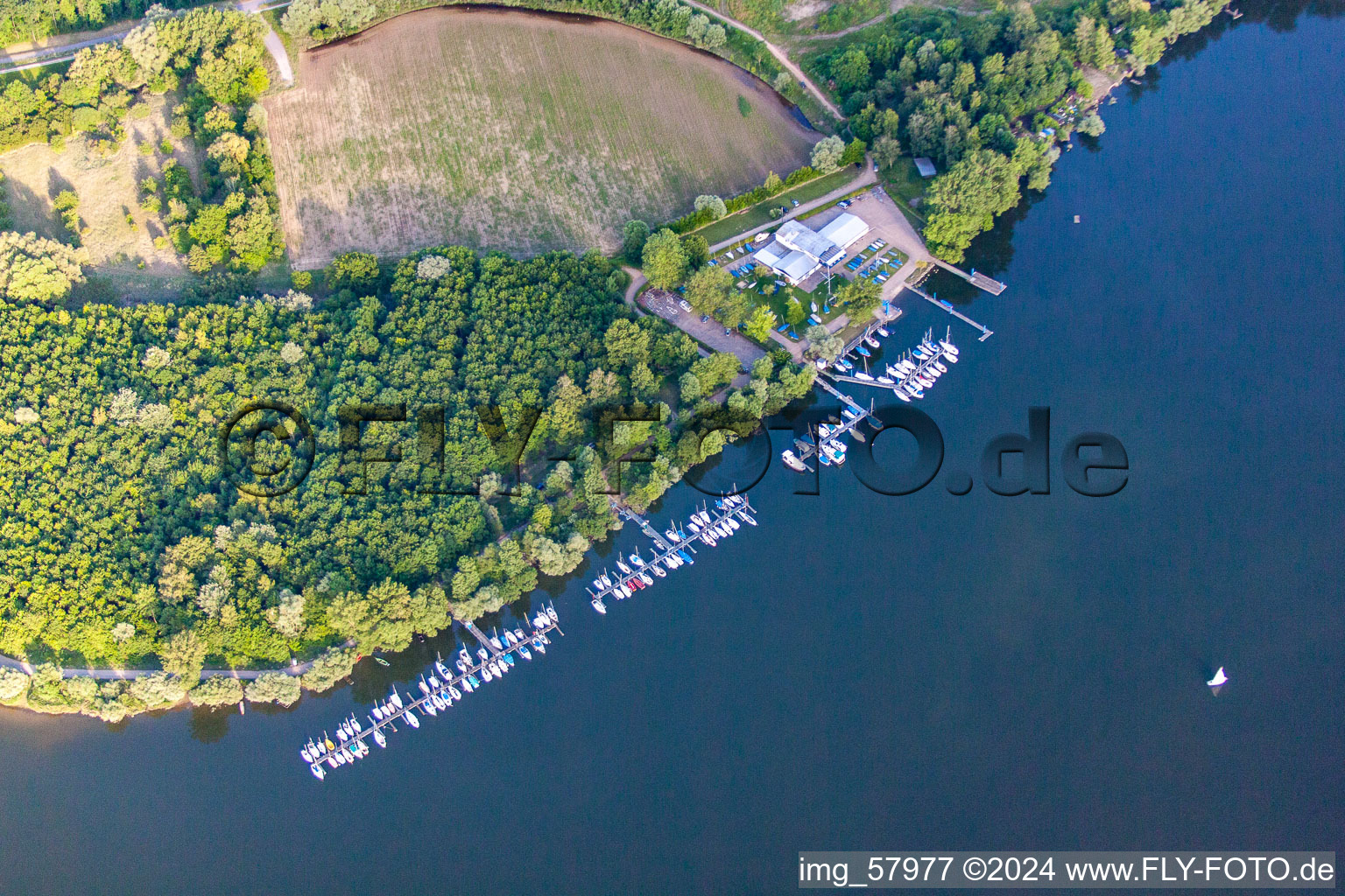 Vue oblique de Club d'aviron Rastatt 1898 eV à Elchesheim-Illingen dans le département Bade-Wurtemberg, Allemagne