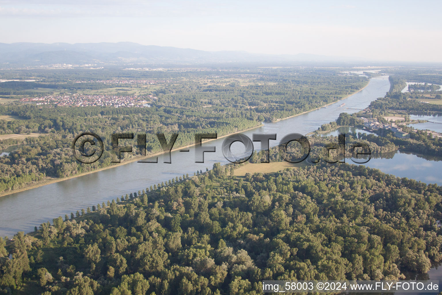 Image drone de Munchhausen dans le département Bas Rhin, France