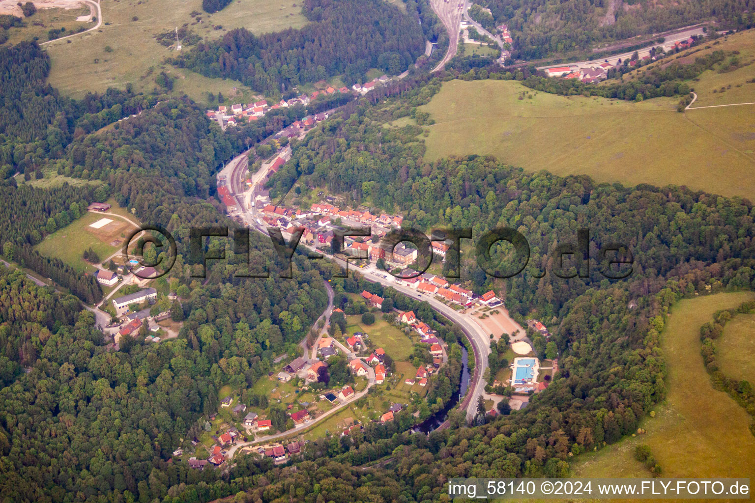 Vue aérienne de Quartier Rübeland in Oberharz am Brocken dans le département Saxe-Anhalt, Allemagne