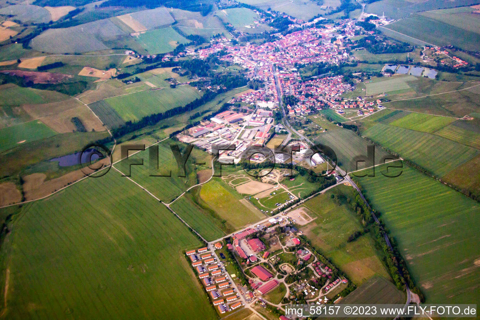 Vue aérienne de Quartier Hasselfelde in Oberharz am Brocken dans le département Saxe-Anhalt, Allemagne