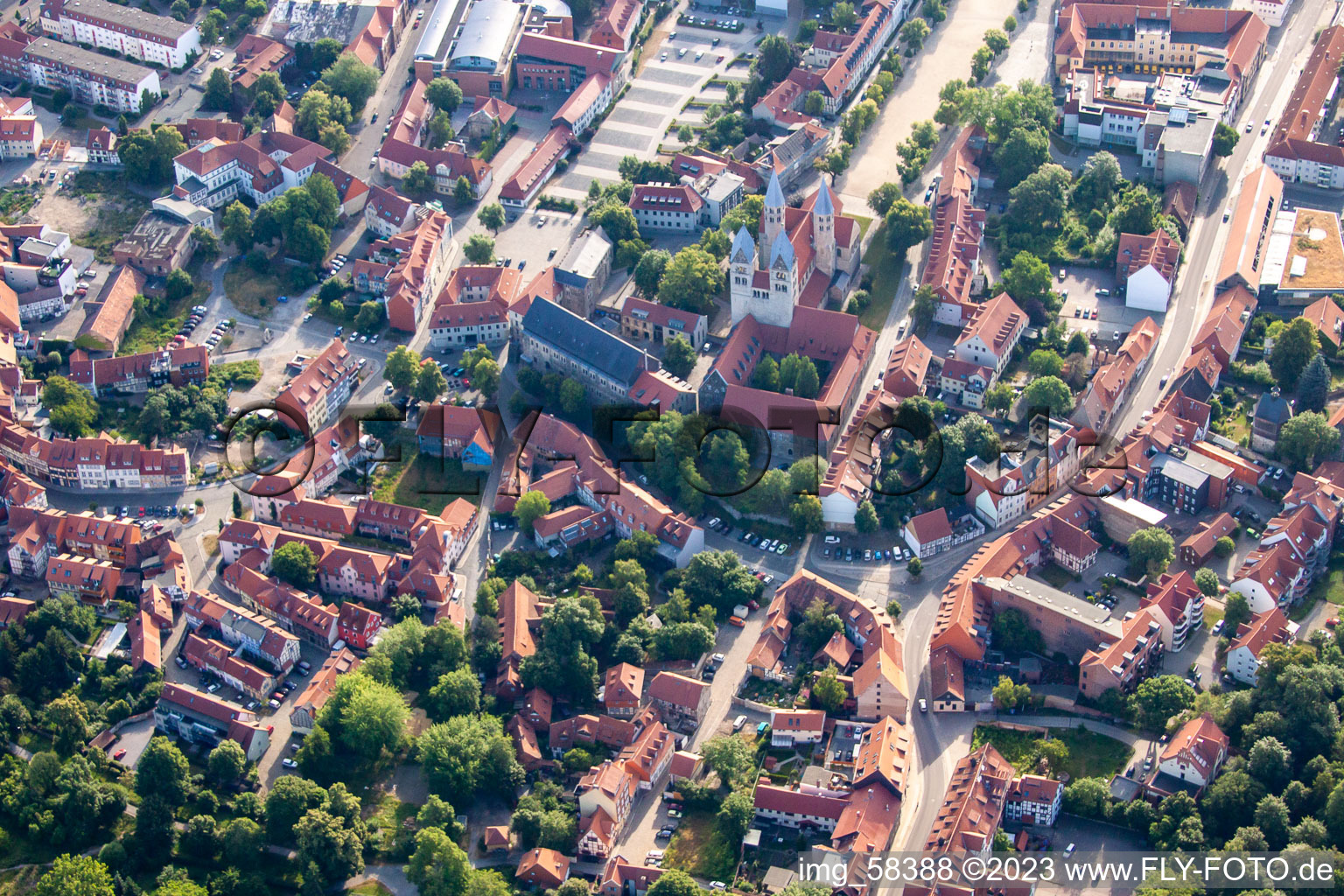 Photographie aérienne de Église Notre-Dame à Halberstadt dans le département Saxe-Anhalt, Allemagne