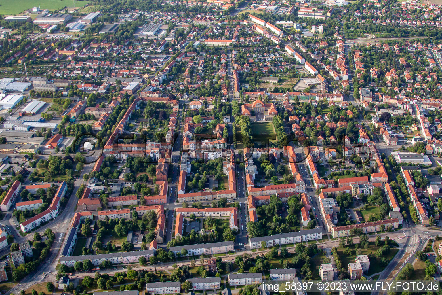 Vue aérienne de Rue Thomas Müzer à Halberstadt dans le département Saxe-Anhalt, Allemagne