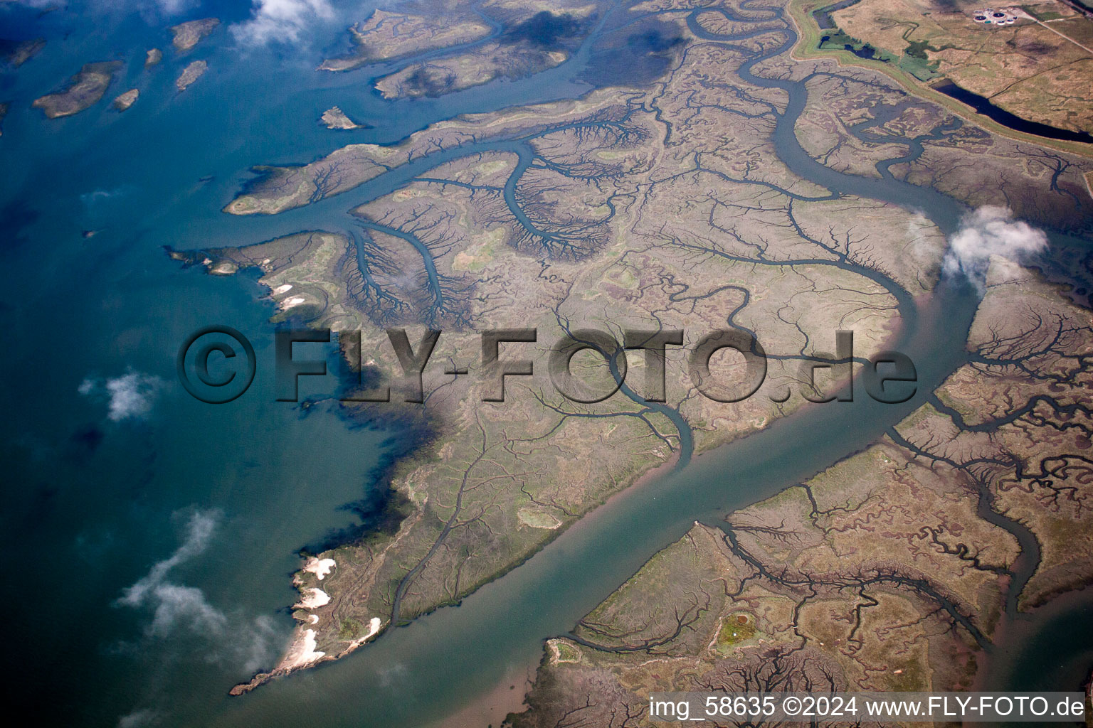 Vue aérienne de Delta de la rivière embouchure de la Tamise sur l'île de Grai à Port Victoria dans le département Angleterre, Grande Bretagne