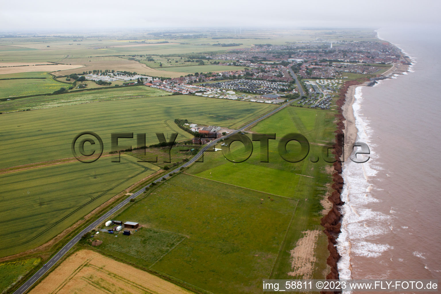 Vue aérienne de UL Place Holmpton à Hollym dans le département Angleterre, Grande Bretagne