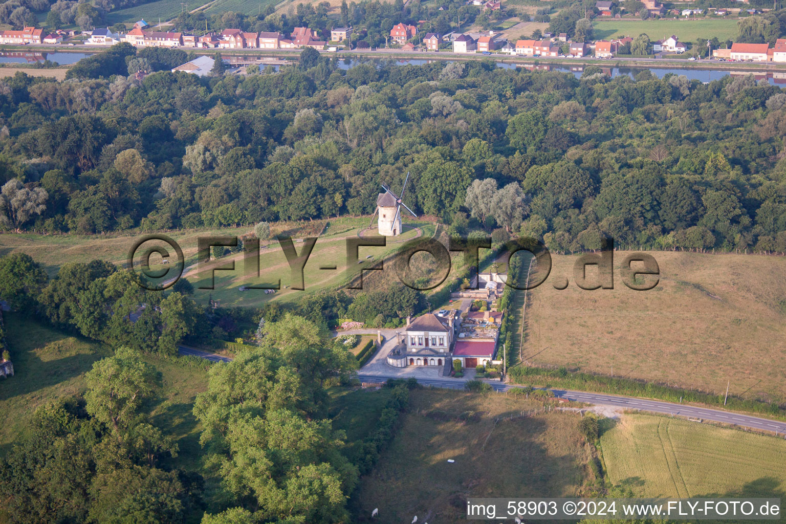 Watten dans le département Nord, France vue d'en haut