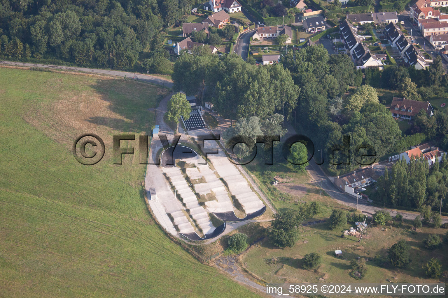 Photographie aérienne de Aérodrome de Saint-Omer à Longuenesse dans le département Pas de Calais, France