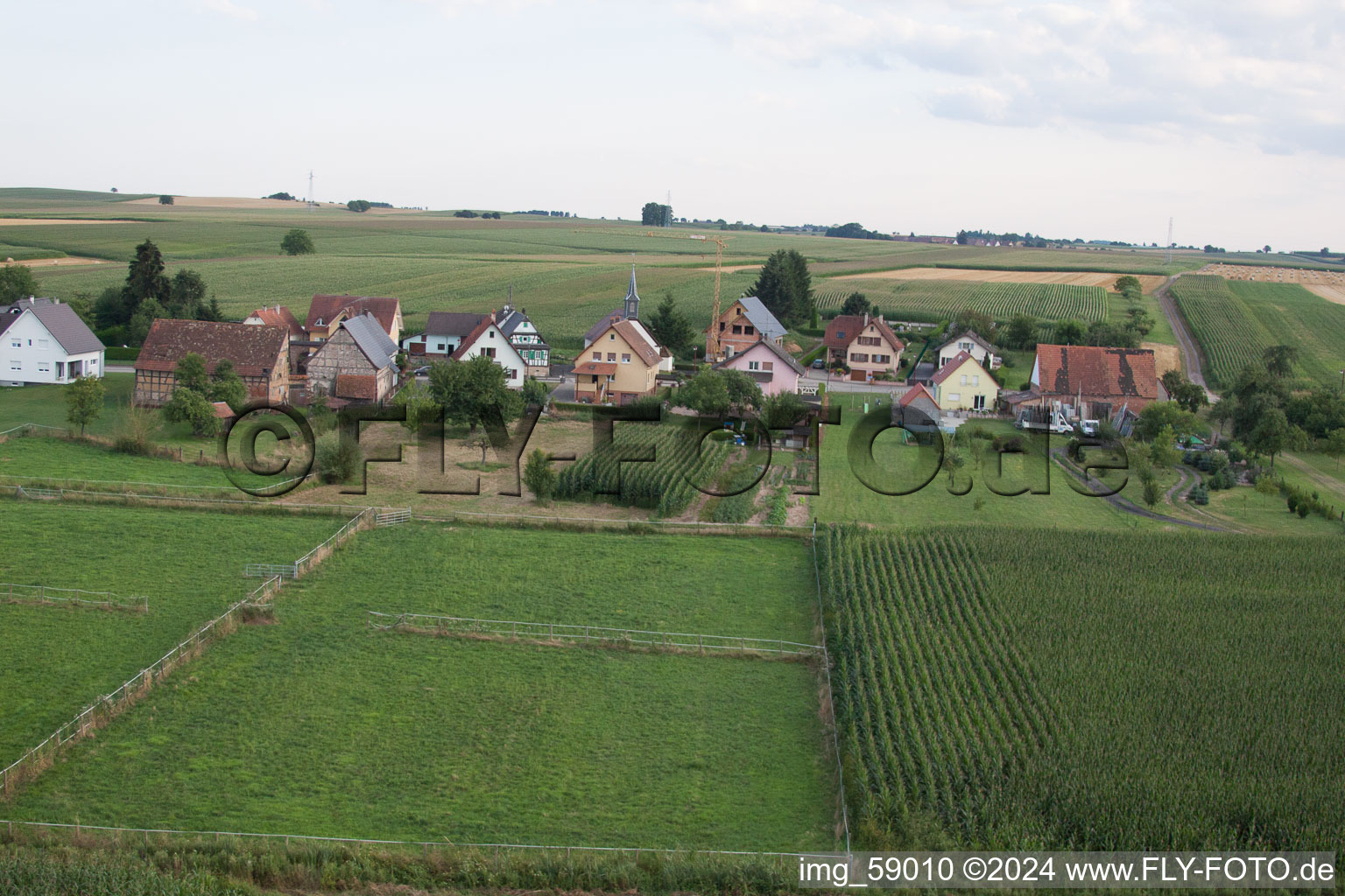 Vue aérienne de Schleithal dans le département Bas Rhin, France