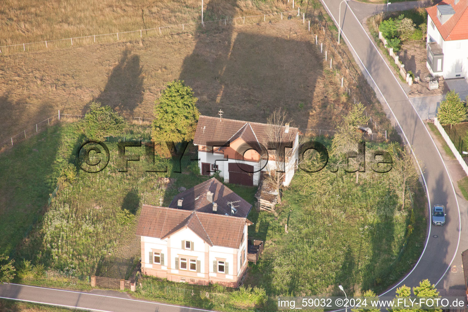 Enregistrement par drone de Bienwaldmühle dans le département Rhénanie-Palatinat, Allemagne