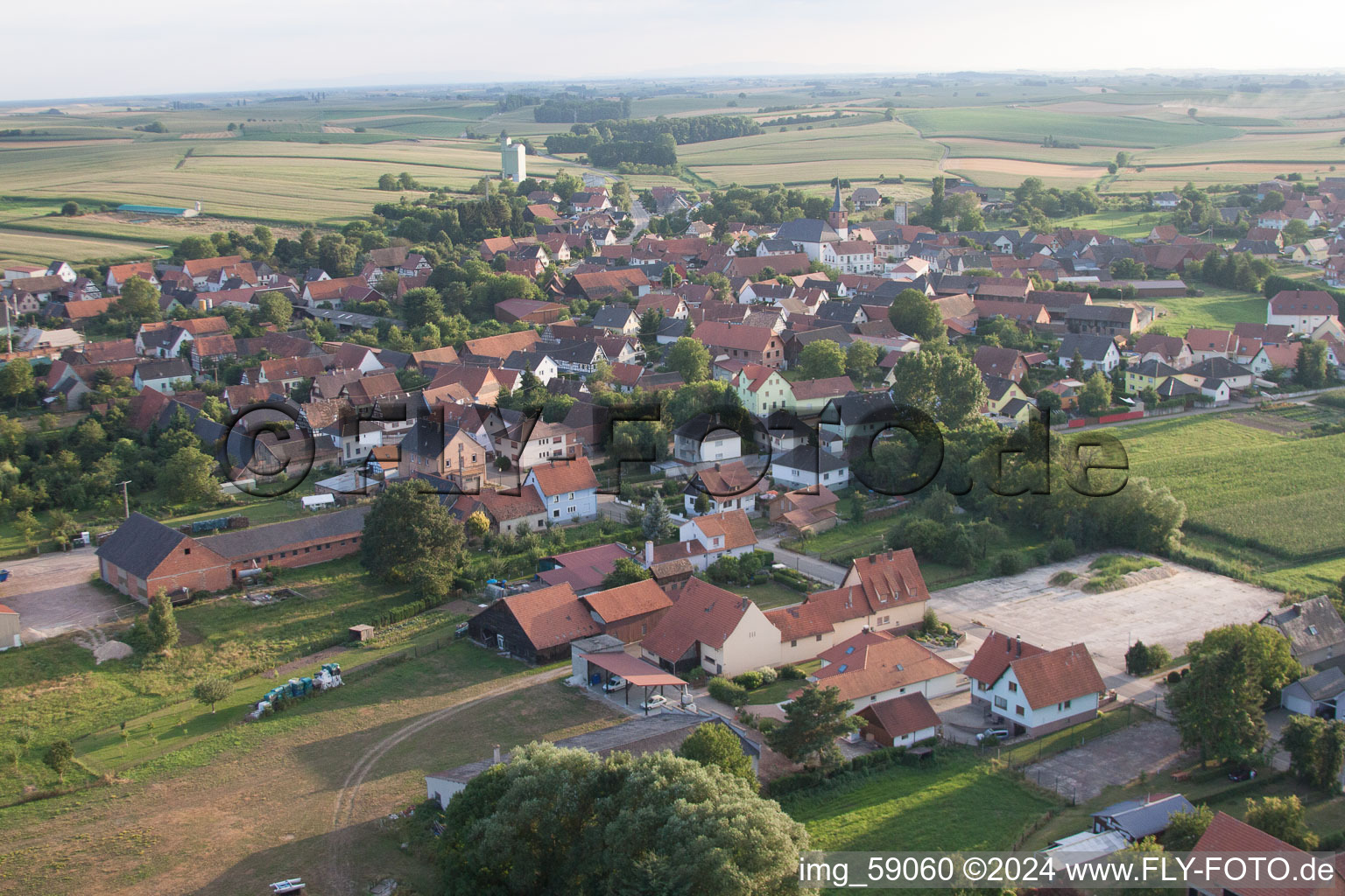 Vue d'oiseau de Salmbach dans le département Bas Rhin, France