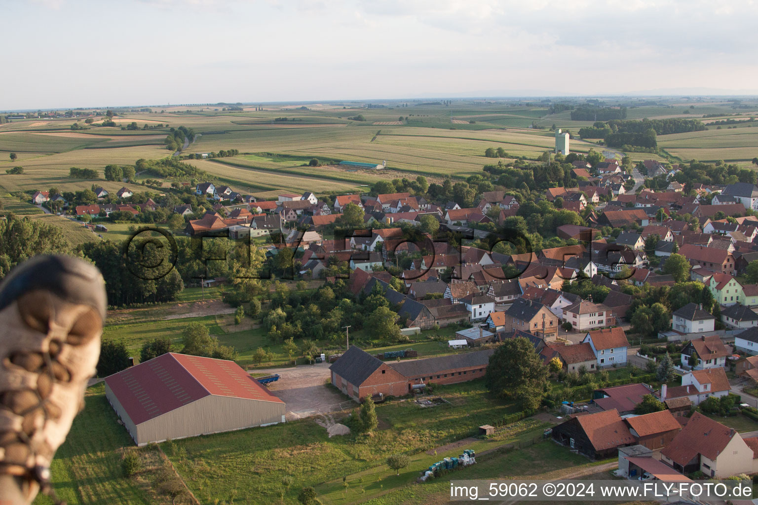 Enregistrement par drone de Salmbach dans le département Bas Rhin, France