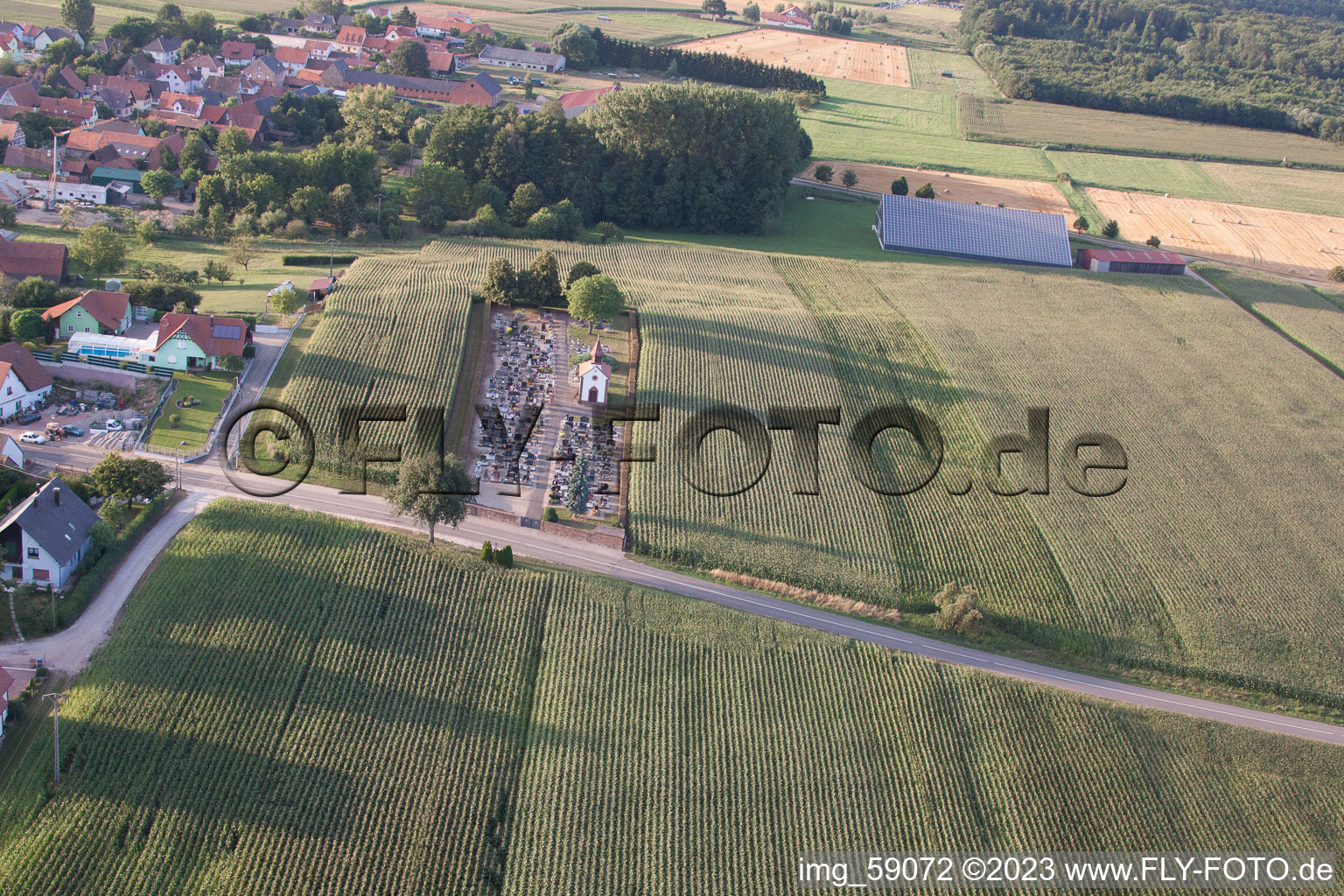 Salmbach dans le département Bas Rhin, France d'un drone
