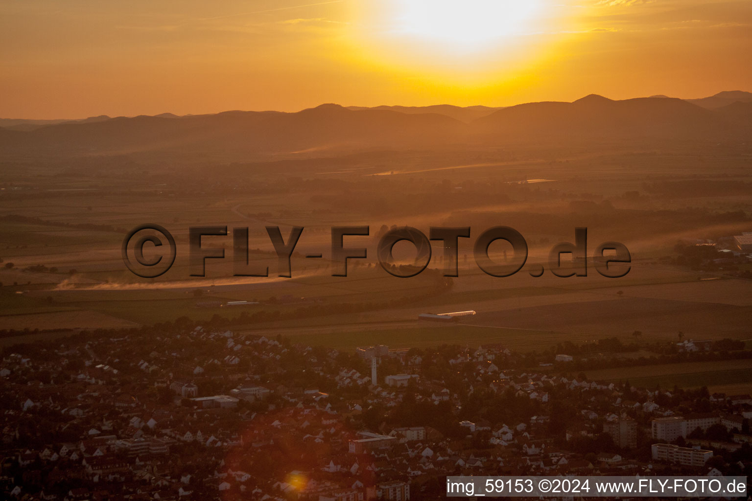 Kandel dans le département Rhénanie-Palatinat, Allemagne depuis l'avion