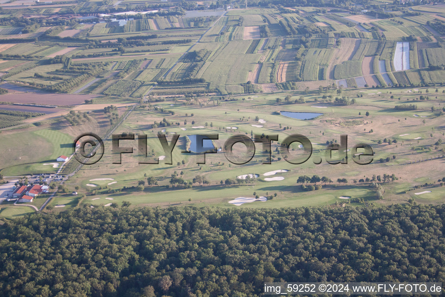 Vue oblique de Club de golf Urloffen à le quartier Urloffen in Appenweier dans le département Bade-Wurtemberg, Allemagne