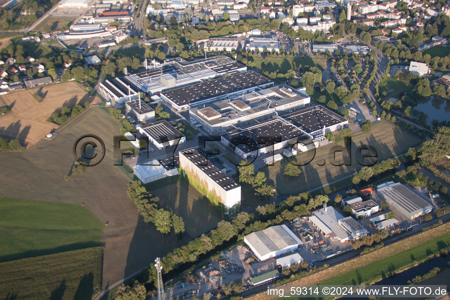 Vue aérienne de Tesa fonctionne à Offenburg dans le département Bade-Wurtemberg, Allemagne