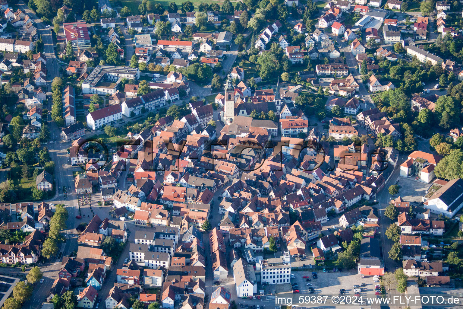 Photographie aérienne de Vieille ville et centre-ville à Haslach im Kinzigtal dans le département Bade-Wurtemberg, Allemagne