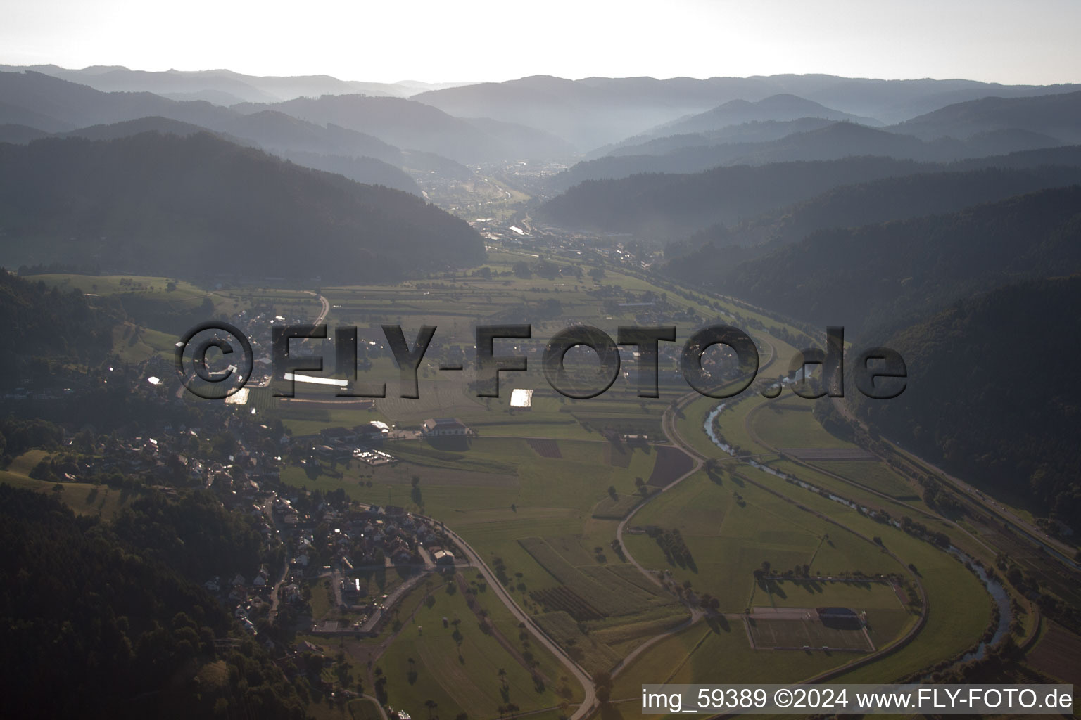 Vue aérienne de Fischerbach dans le département Bade-Wurtemberg, Allemagne