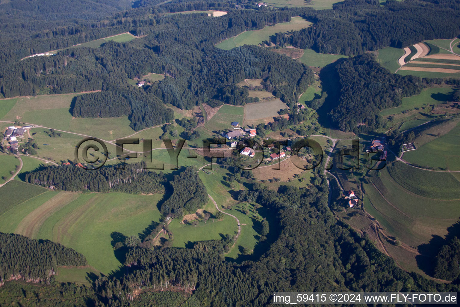 Vue aérienne de Unterspitzenbach dans le département Bade-Wurtemberg, Allemagne