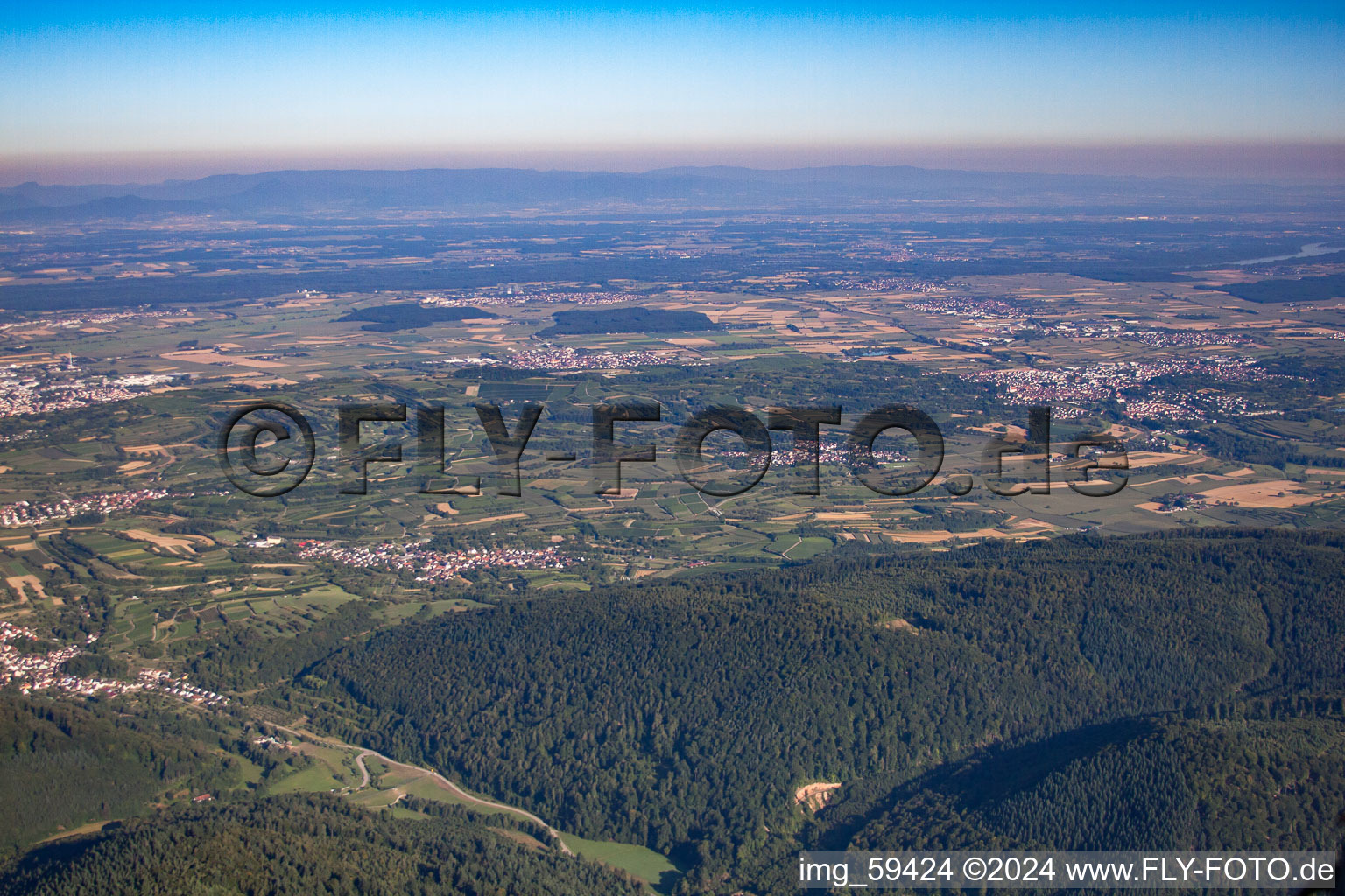 Vue aérienne de Quartier Bombach in Kenzingen dans le département Bade-Wurtemberg, Allemagne