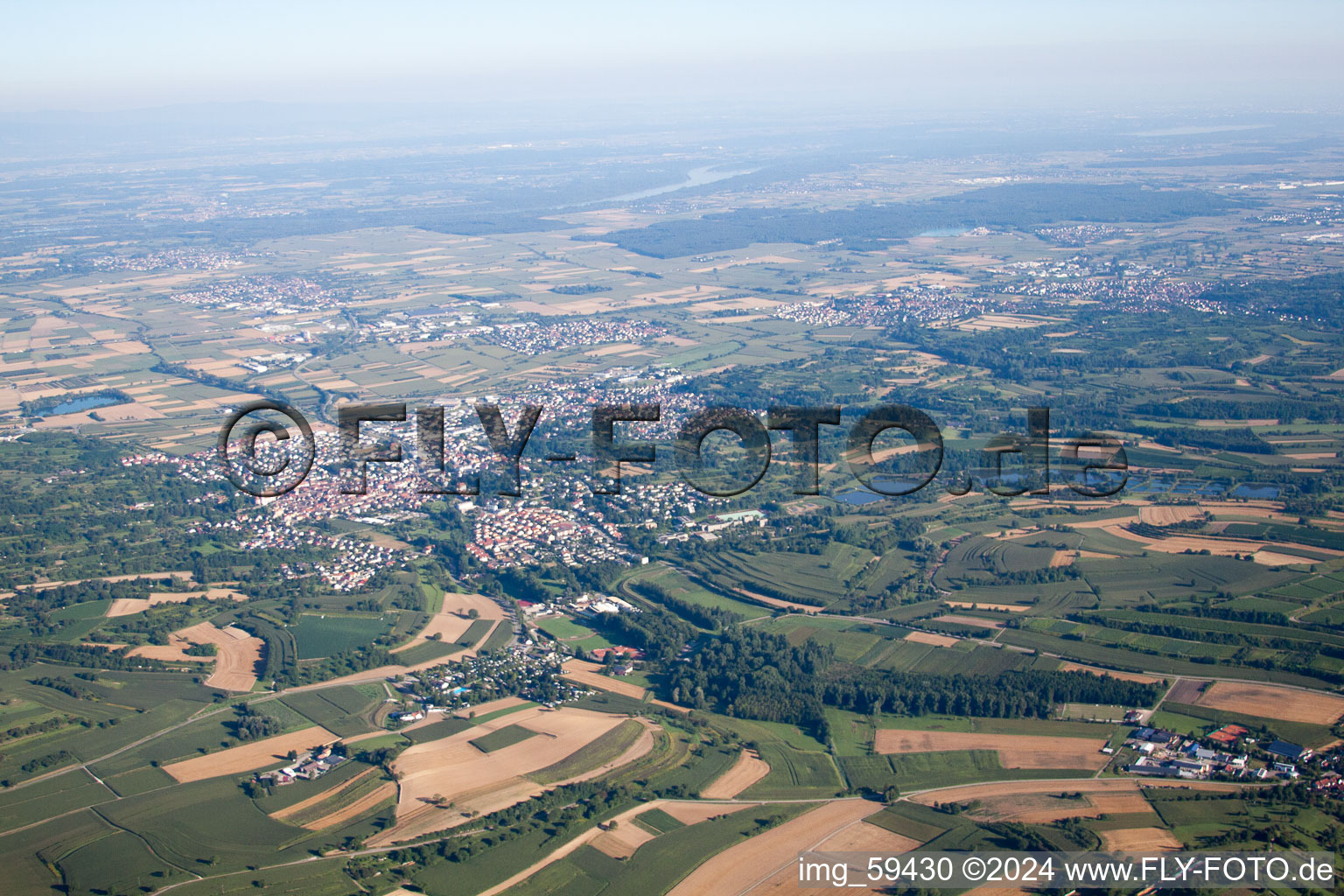 Vue aérienne de Ettenheim dans le département Bade-Wurtemberg, Allemagne