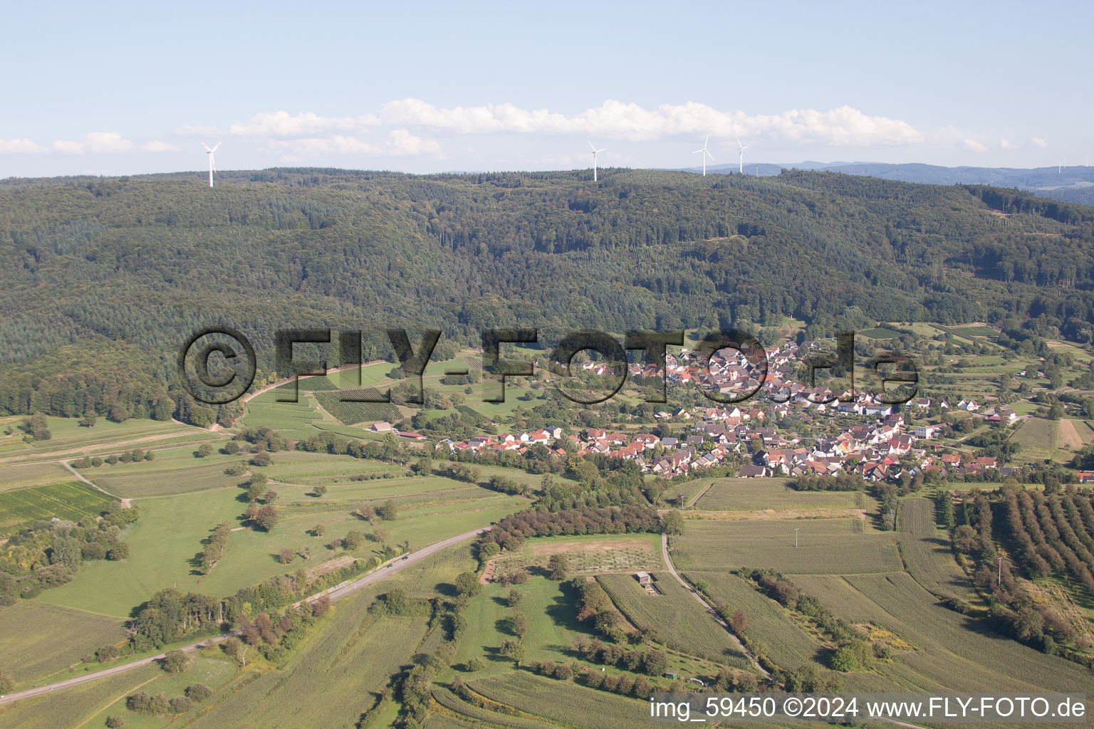 Vue aérienne de Fort de colline à Altdorf-Wallburg dans le département Bade-Wurtemberg, Allemagne