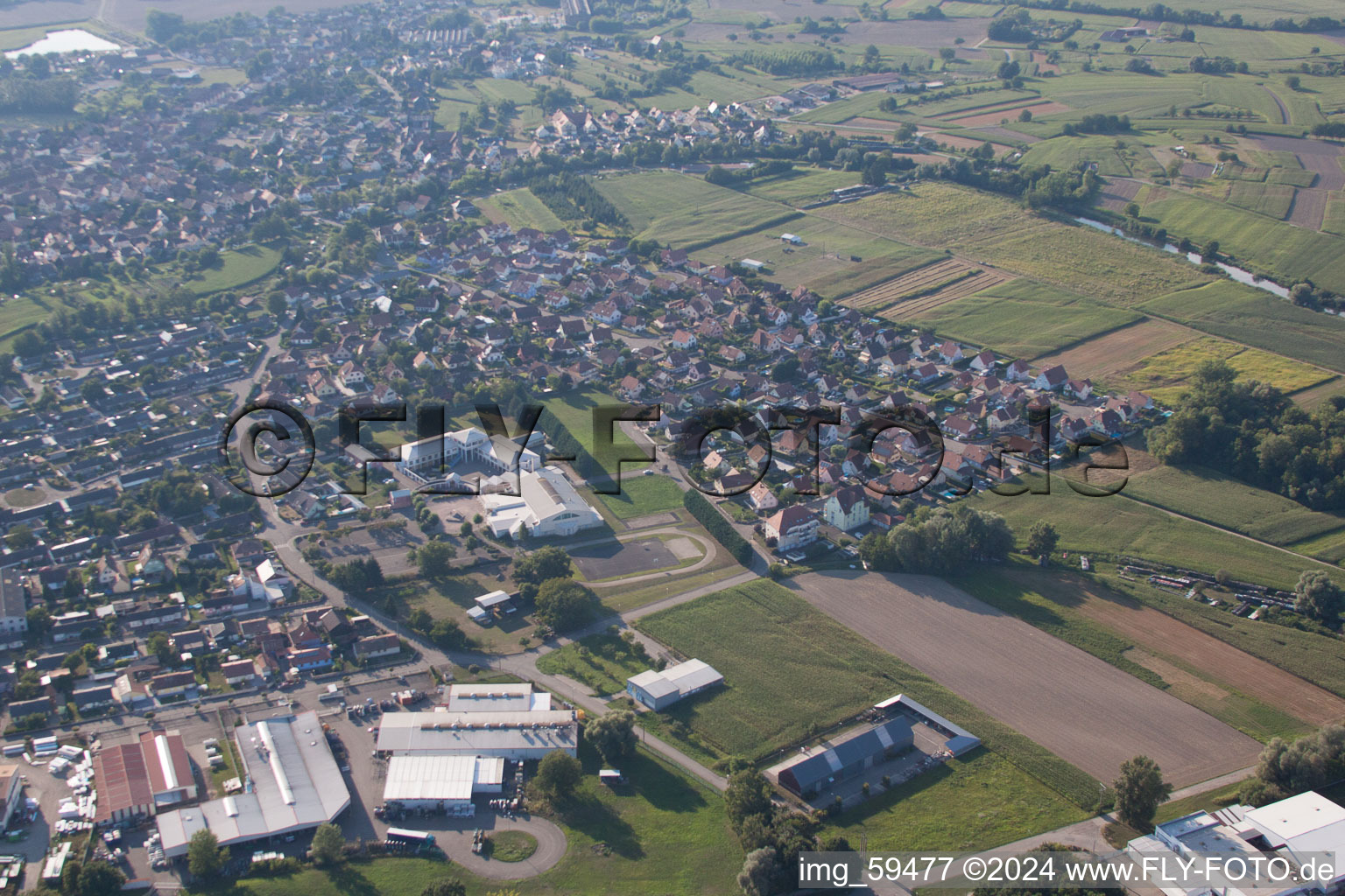 Photographie aérienne de Rhinau dans le département Bas Rhin, France