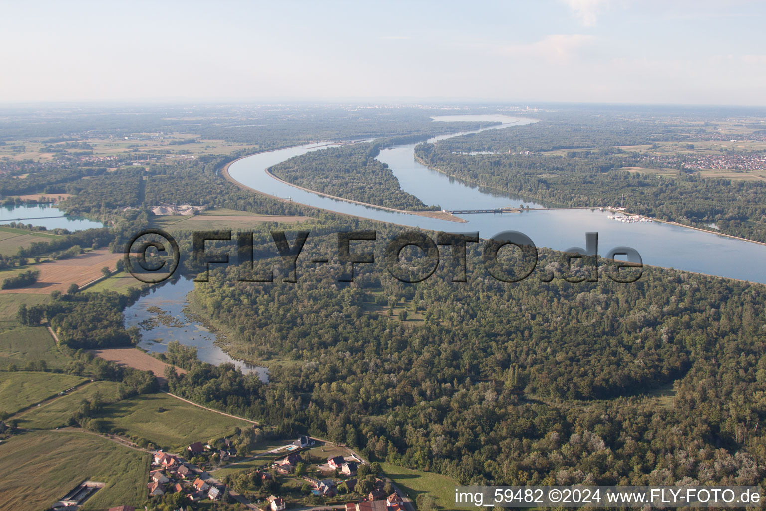 Vue aérienne de Daubensand dans le département Bas Rhin, France