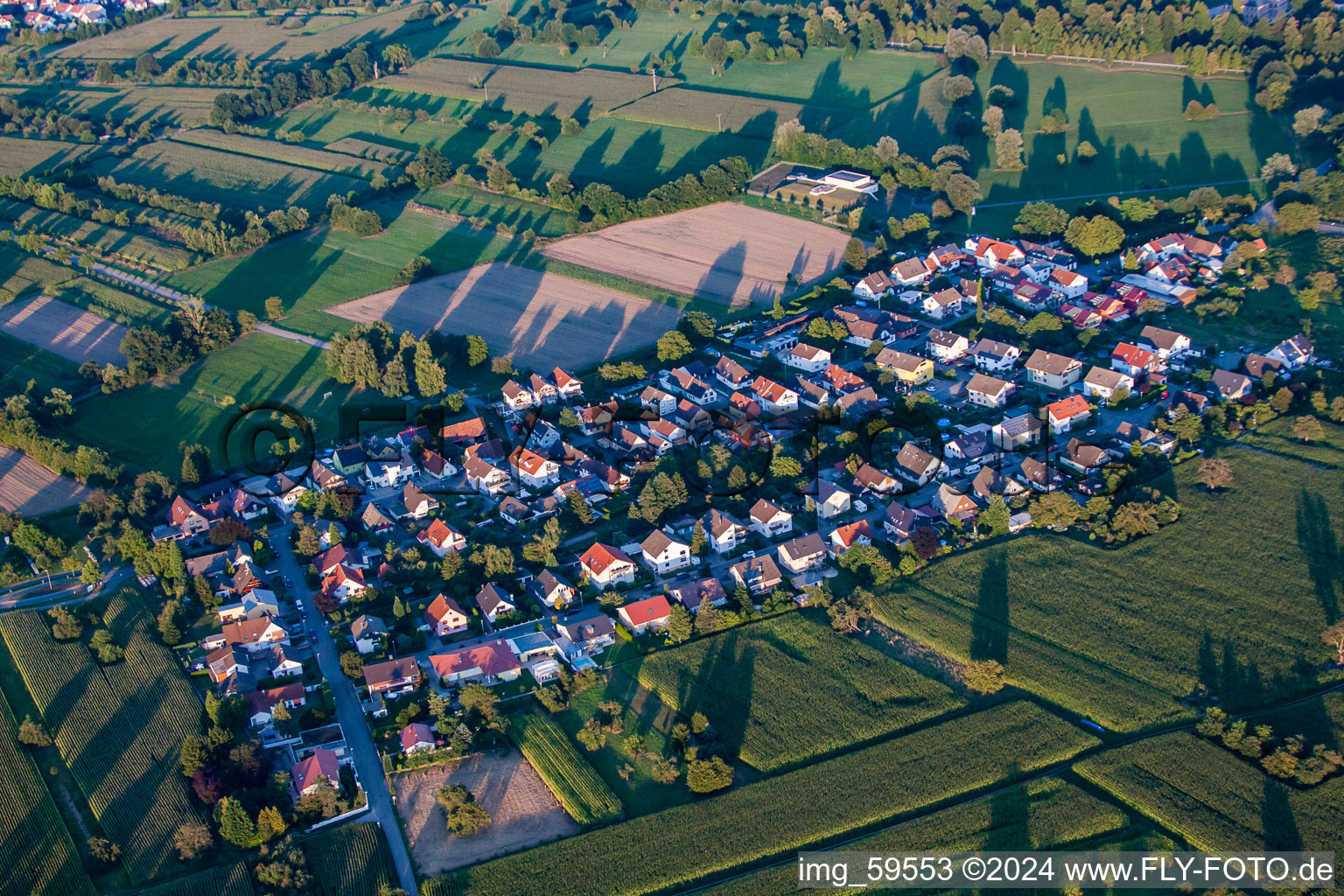 Vue aérienne de Kuppenheim, Förch à le quartier Förch in Rastatt dans le département Bade-Wurtemberg, Allemagne