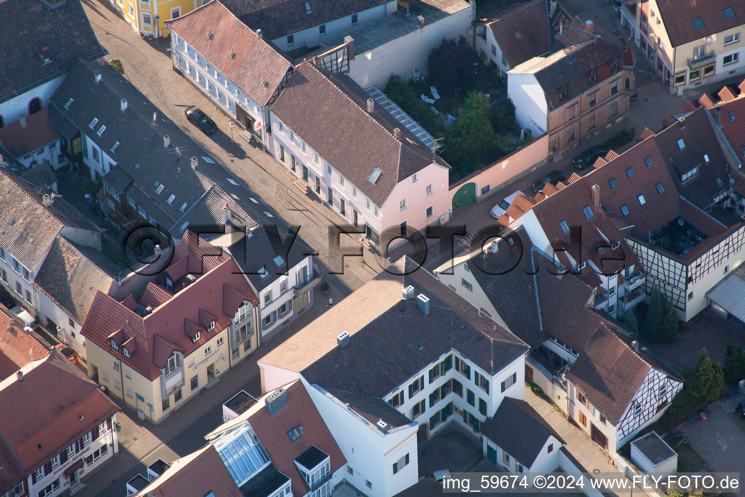 Vue d'oiseau de Germersheim dans le département Rhénanie-Palatinat, Allemagne