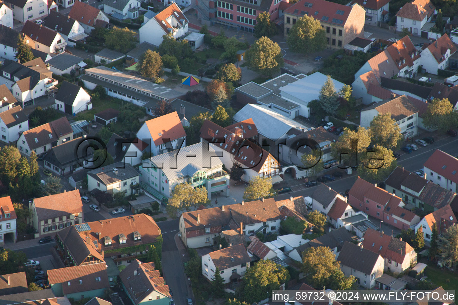 Quartier Eggenstein in Eggenstein-Leopoldshafen dans le département Bade-Wurtemberg, Allemagne vue du ciel