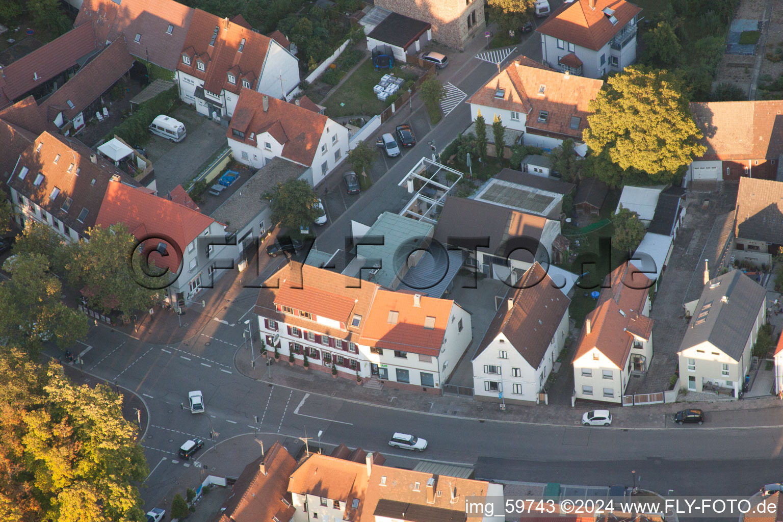 Au lion à le quartier Eggenstein in Eggenstein-Leopoldshafen dans le département Bade-Wurtemberg, Allemagne hors des airs