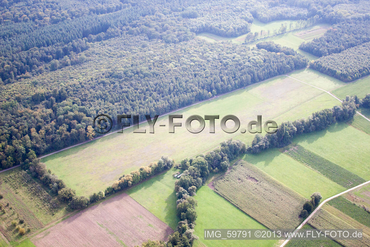 Photographie aérienne de Aérodrome modèle à Rülzheim dans le département Rhénanie-Palatinat, Allemagne