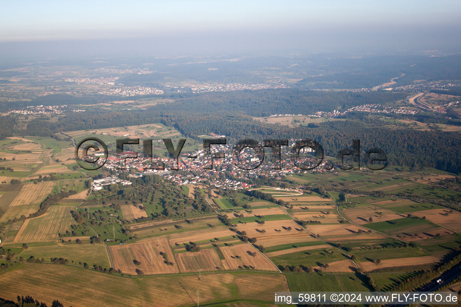 Quartier Grünwettersbach in Karlsruhe dans le département Bade-Wurtemberg, Allemagne vu d'un drone