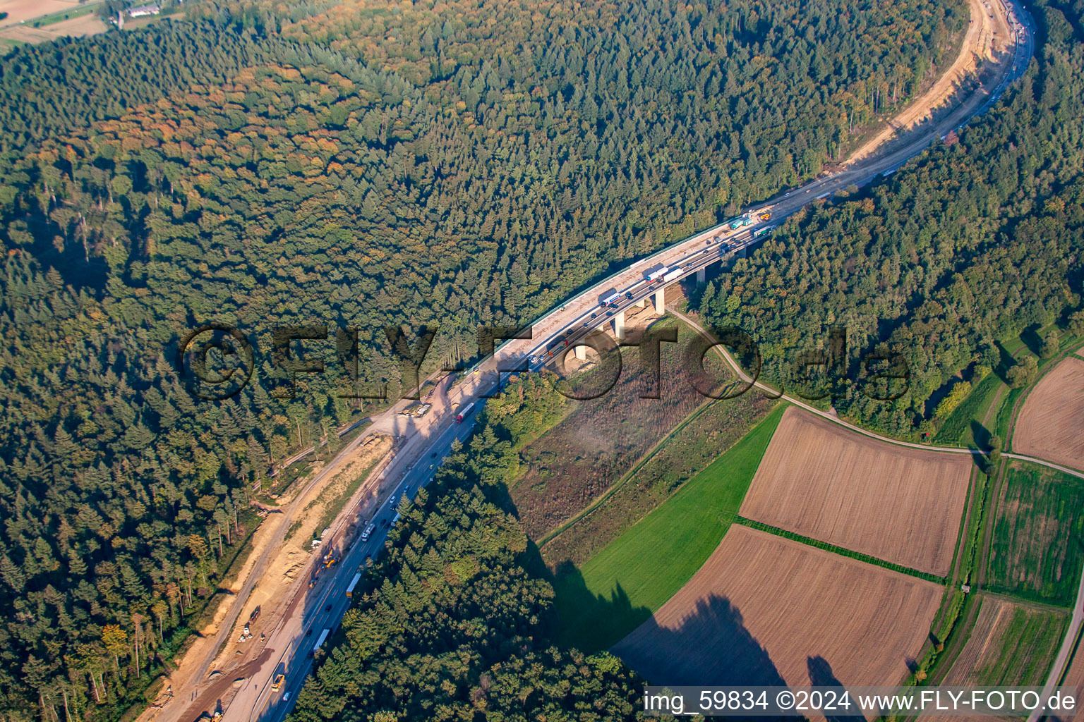 Mütschelbach, chantier A8 à le quartier Nöttingen in Remchingen dans le département Bade-Wurtemberg, Allemagne vue d'en haut