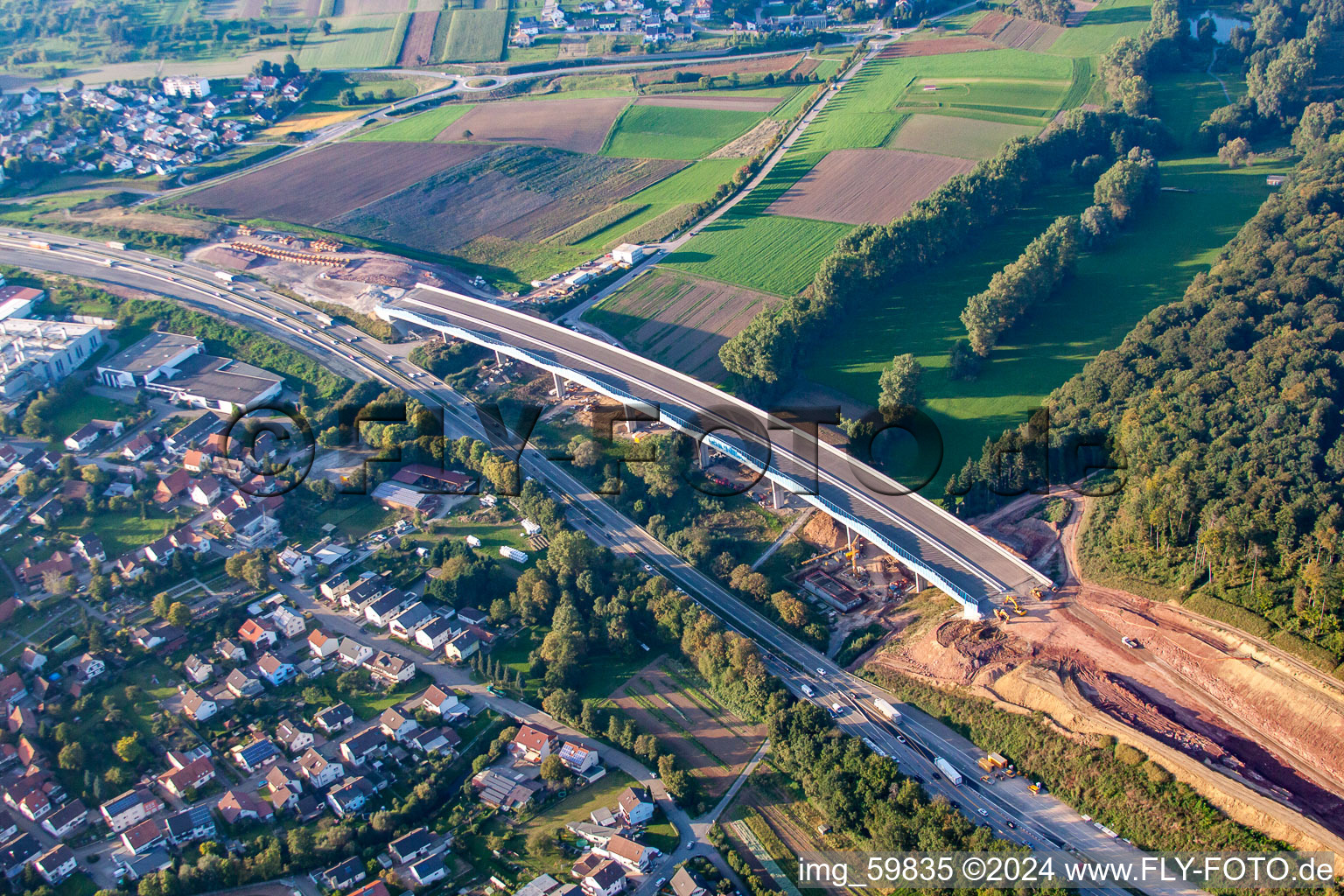 Mütschelbach, chantier A8 à le quartier Nöttingen in Remchingen dans le département Bade-Wurtemberg, Allemagne depuis l'avion