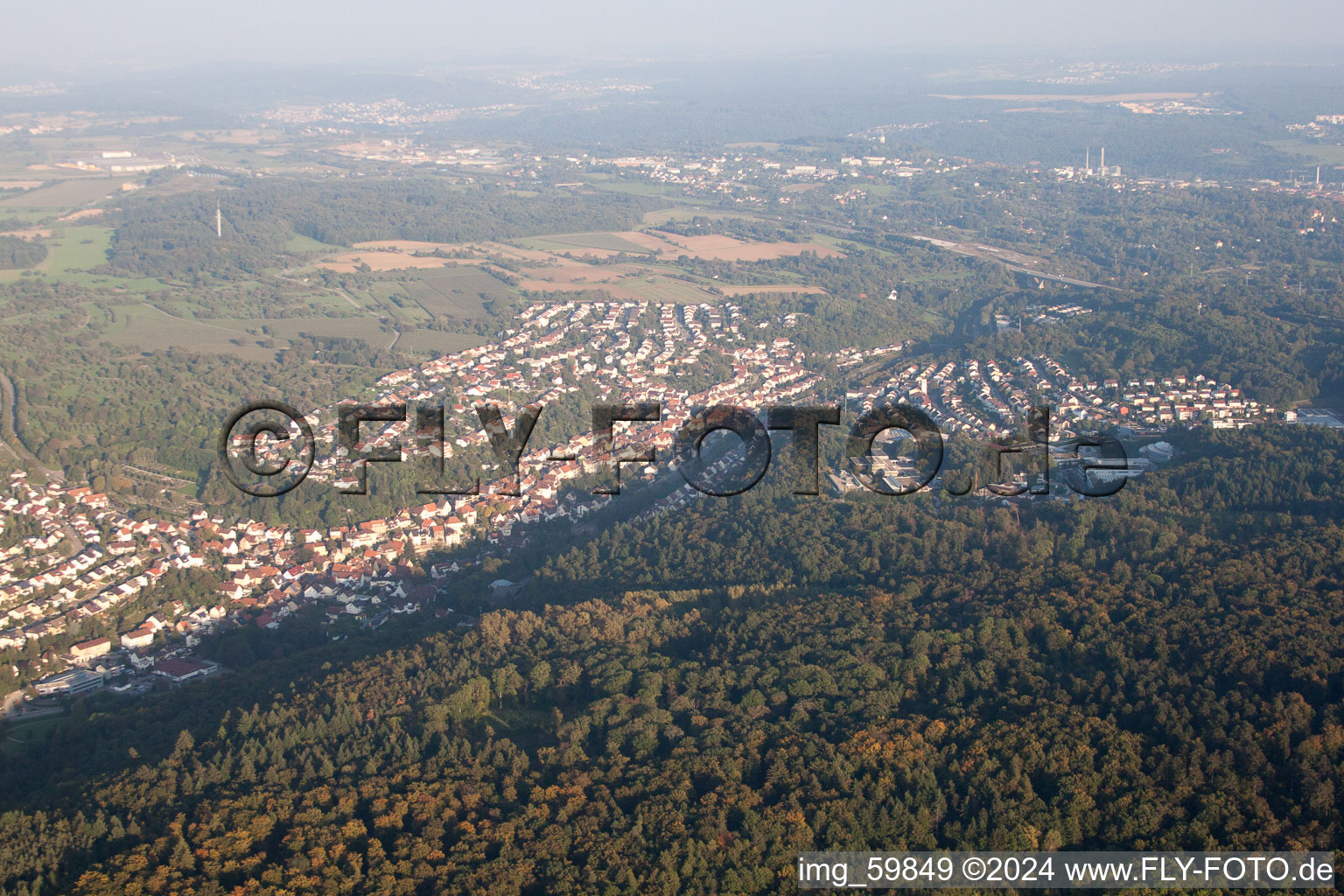 Ispringen dans le département Bade-Wurtemberg, Allemagne vue du ciel