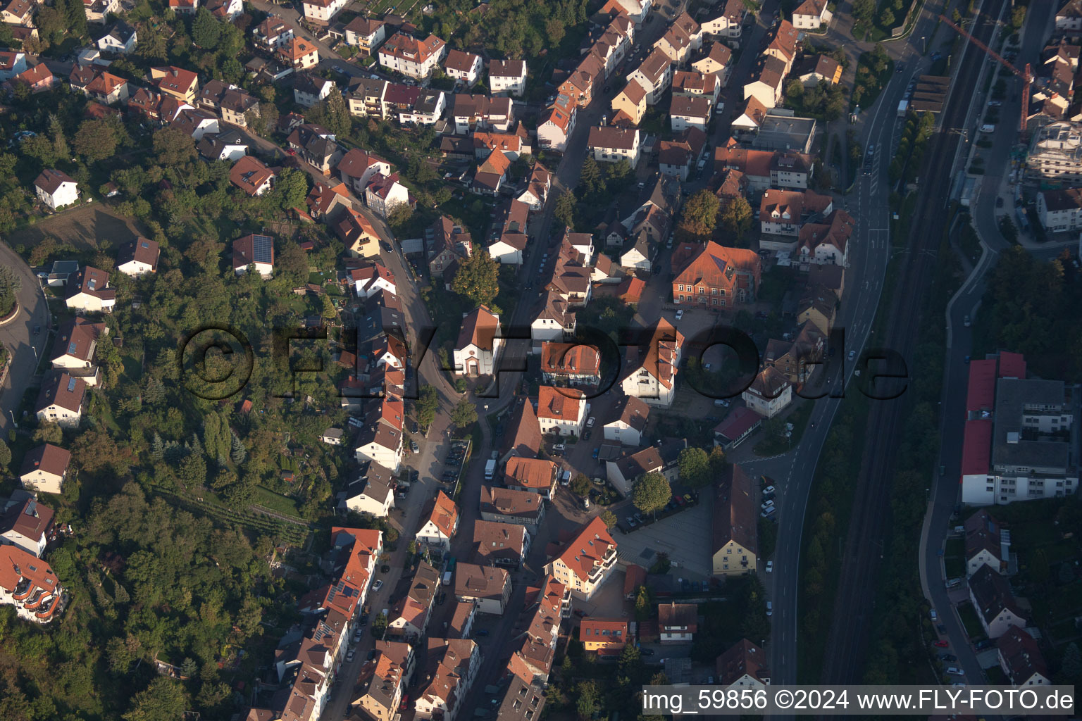 Ispringen dans le département Bade-Wurtemberg, Allemagne du point de vue du drone