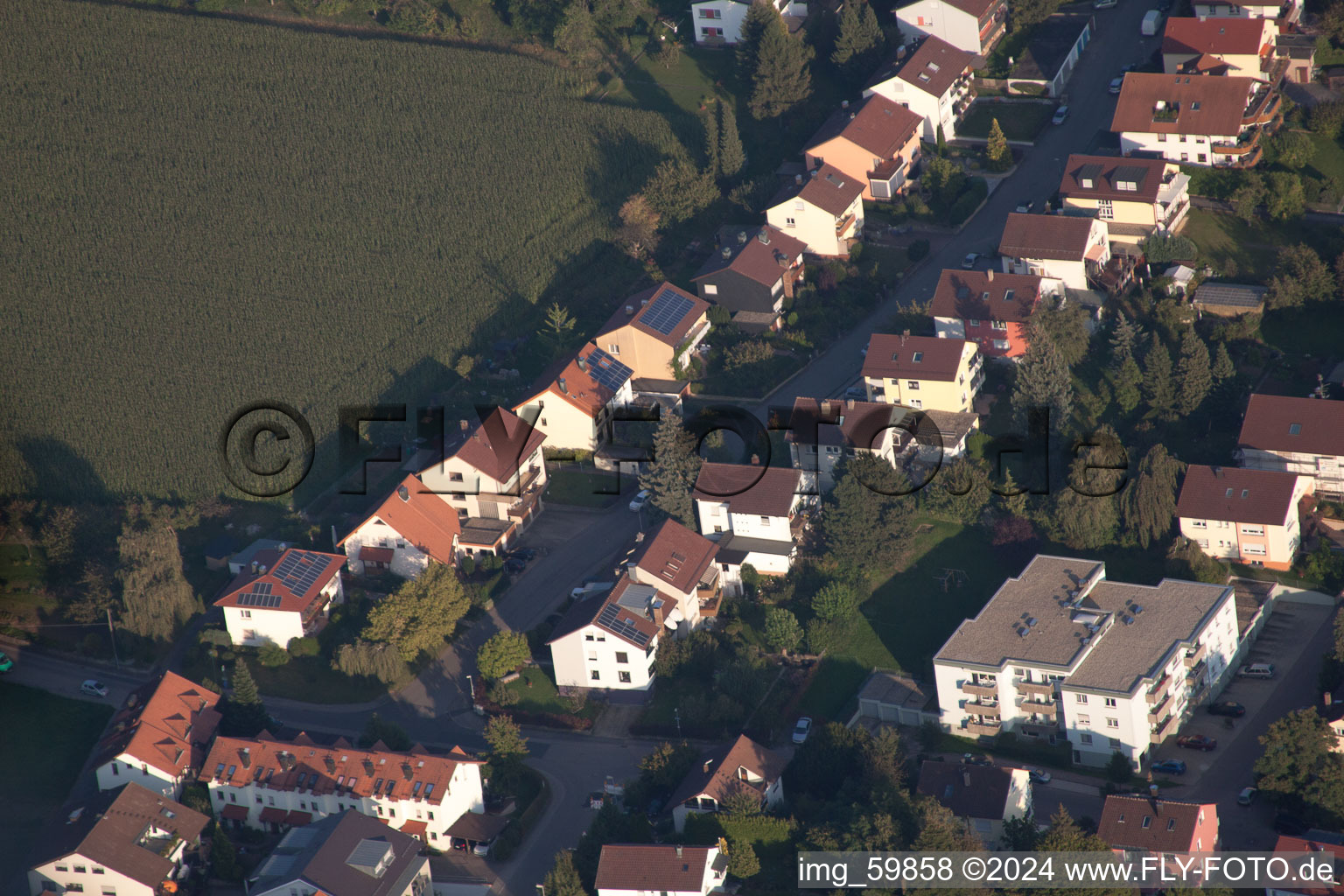 Vue aérienne de À Rothsberg à Ispringen dans le département Bade-Wurtemberg, Allemagne