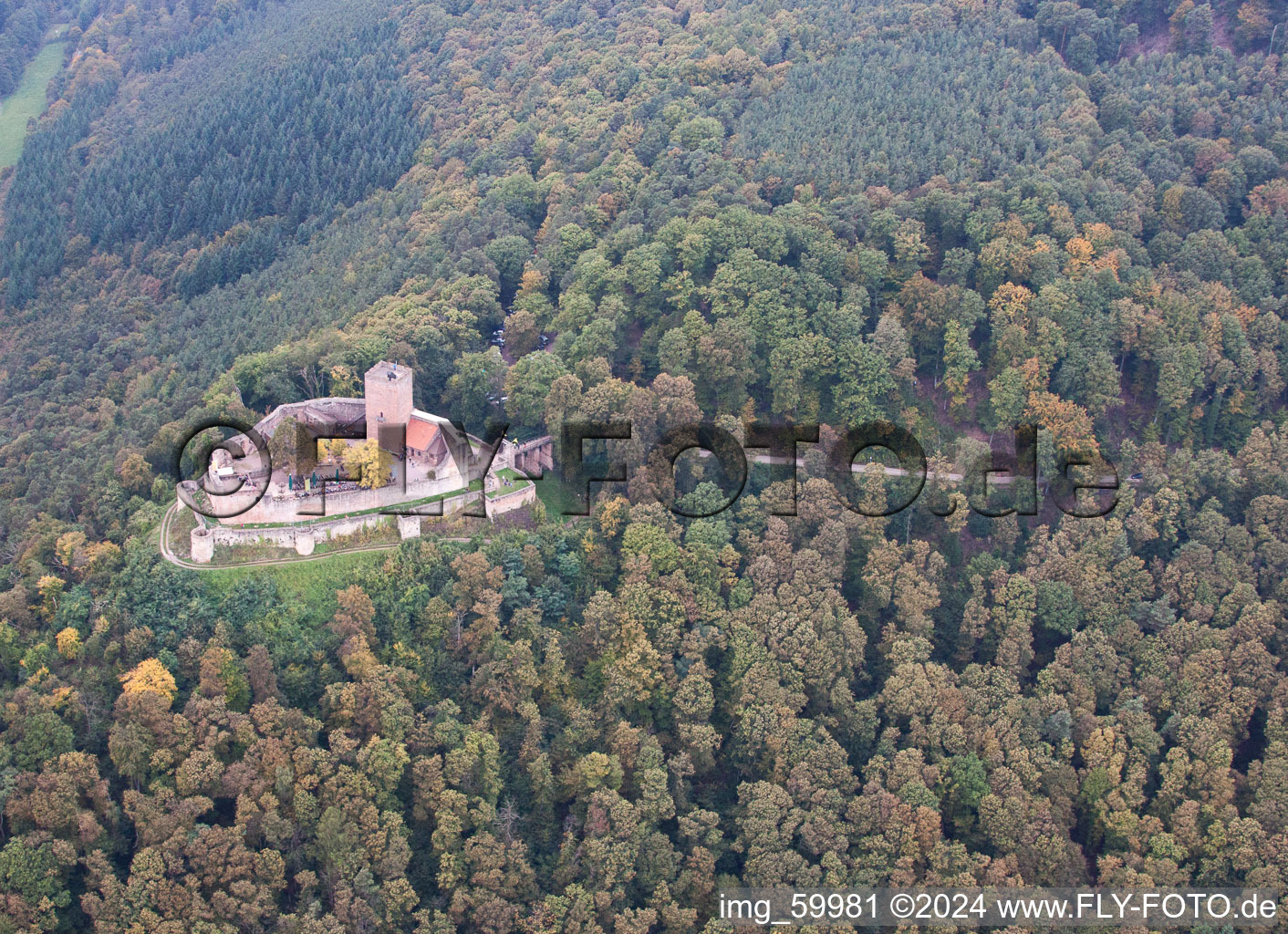 Vue oblique de Landeck à Klingenmünster dans le département Rhénanie-Palatinat, Allemagne